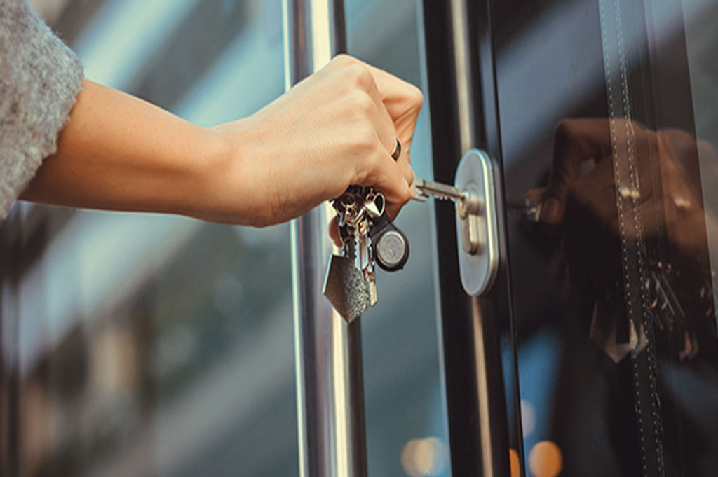 Kocaali,Karasu,Acil çilingir,7/24 Çilingir,oto anahtar,kapı açma,immobilizer anahtar