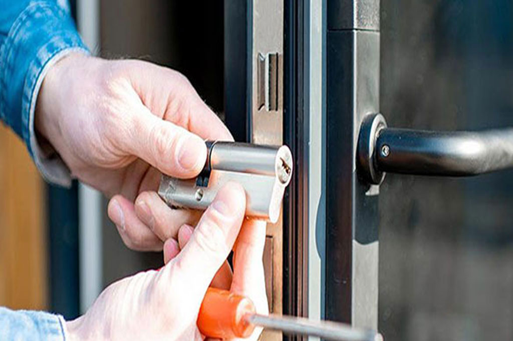 Kocaali,Karasu,Acil çilingir,7/24 Çilingir,oto anahtar,kapı açma,immobilizer anahtar